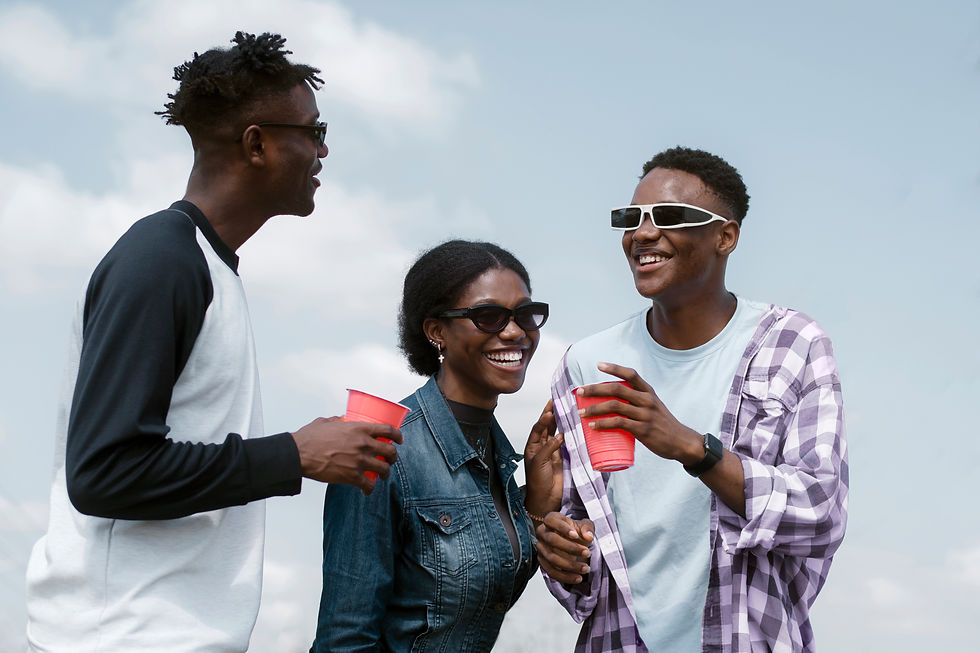 medium-shot-smiley-people-having-fun.jpg