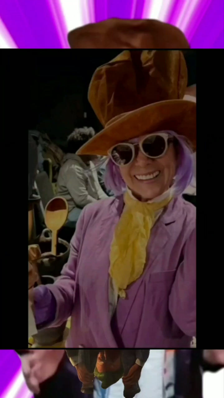 ChocoMaiz- Willy Wonka going loco! Story telling-Dancing-Percussion-singing #chocomaizpar