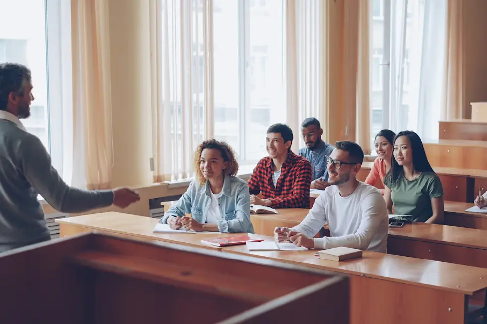 Decoding Your Target Audience: The Key to Thriving in Online Marketing