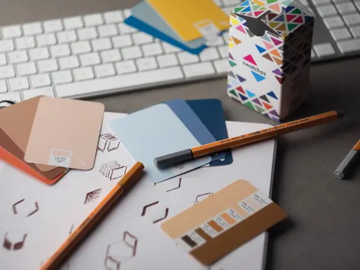 Crafting Your Unique Online Brand Identity: A Path to Success