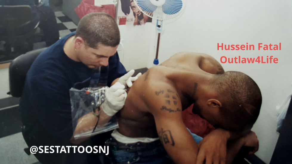 Hussein Fatal of the Outlawz getting tattooed by Ses tattoos NJ 