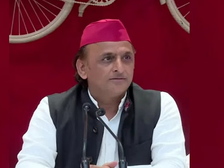 अखिलेश यादव का आरोप: भाजपा सरकार में महिलाएं असुरक्षित, अपराध बढ़ने पर नीतियों की विफलता छिपा रही सरकार