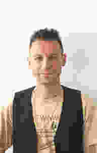 Max Jacobs Guitar & Bass Coach