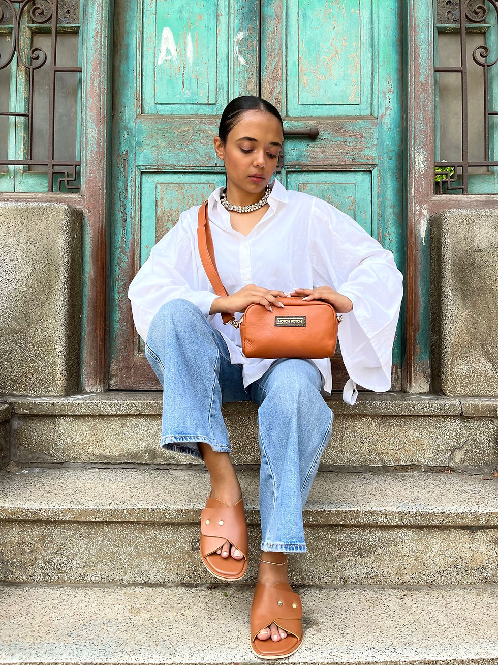 Thumbnail: Dome sling bag 