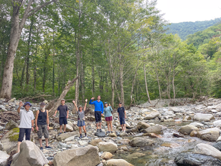 Travelling along the Uono River, which flows from the Valley River Range.