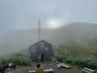 Echigo-Komagatake shelter-hut overnight tour