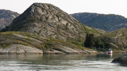 Inseln um Rødøya