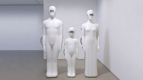 "Les étuis à humains"
White fibreglass sculpture, chrome-plated fasteners and hinges.
Interior: Purple velvet.
Various sizes.
© klaus Guingand - Le banni