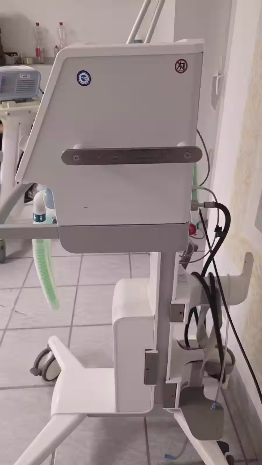 Miniaturbild: DRÄGER Savina 300 Beatmungsgerät