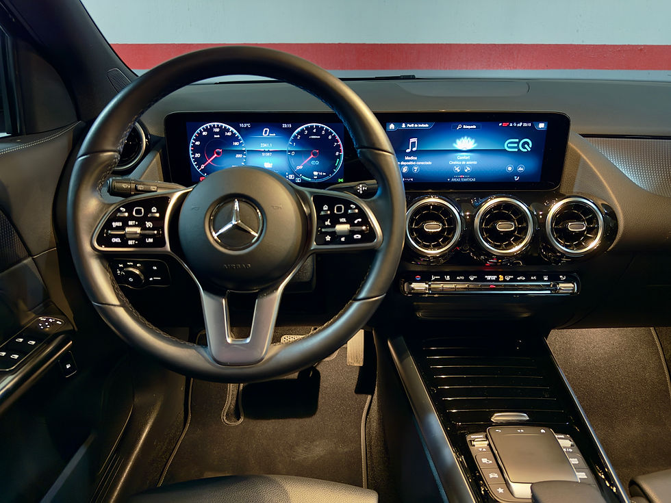 Miniatura: Mercedes-Benz GLA 250e
