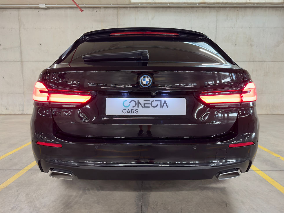 Miniatura: BMW Serie 5 530e Touring