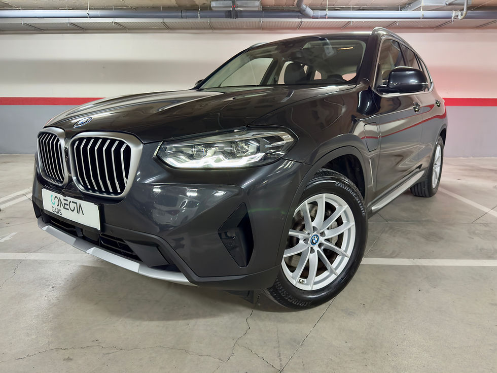 Miniatura: BMW X3 xDrive30e xLine
