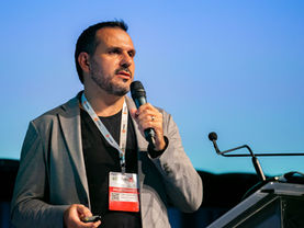 Brasil cresce 371% no uso de RCS puxado pelo setor financeiro, mÃdia e telecom