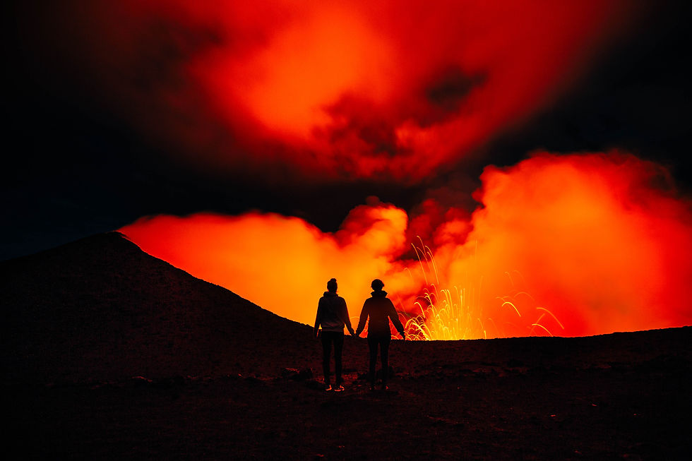 Vor dem aktiven Vulkan Yasur auf Tanna Island zu stehen ist ein bewegendes Erlebnis @Vanuatu Tourism