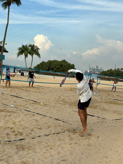 A stong serve_Tournament 008 x