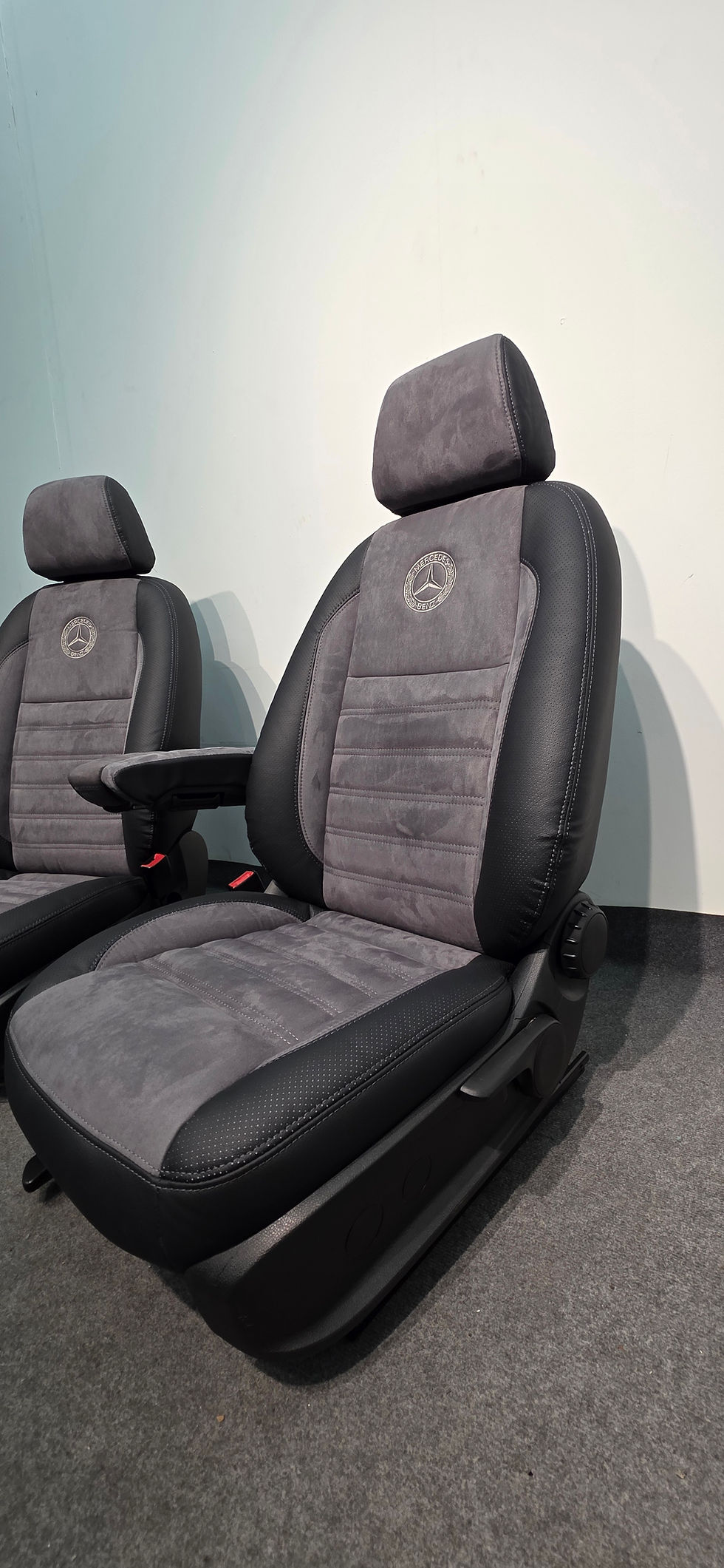 Thumbnail: Mercedes Sprinter 907 2018 - 2023 Driver and Passenger Seats