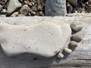 Barefoot Scavenger Hunt. Game Play