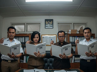 “Kenapa Suap?” Tanya Pejabat Bingung Setelah Proses Persetujuan Disederhanakan dengan 100 Halaman, Waktu Setahun, Dan Perlu Bertanda Tangan 50 Orang