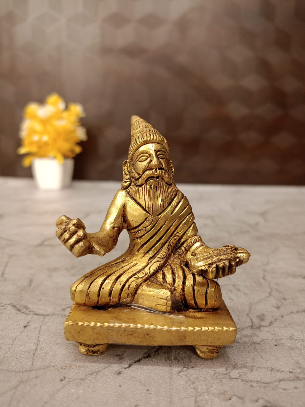 The Famous Poet Thiruvalluvar Brass Statue 3″