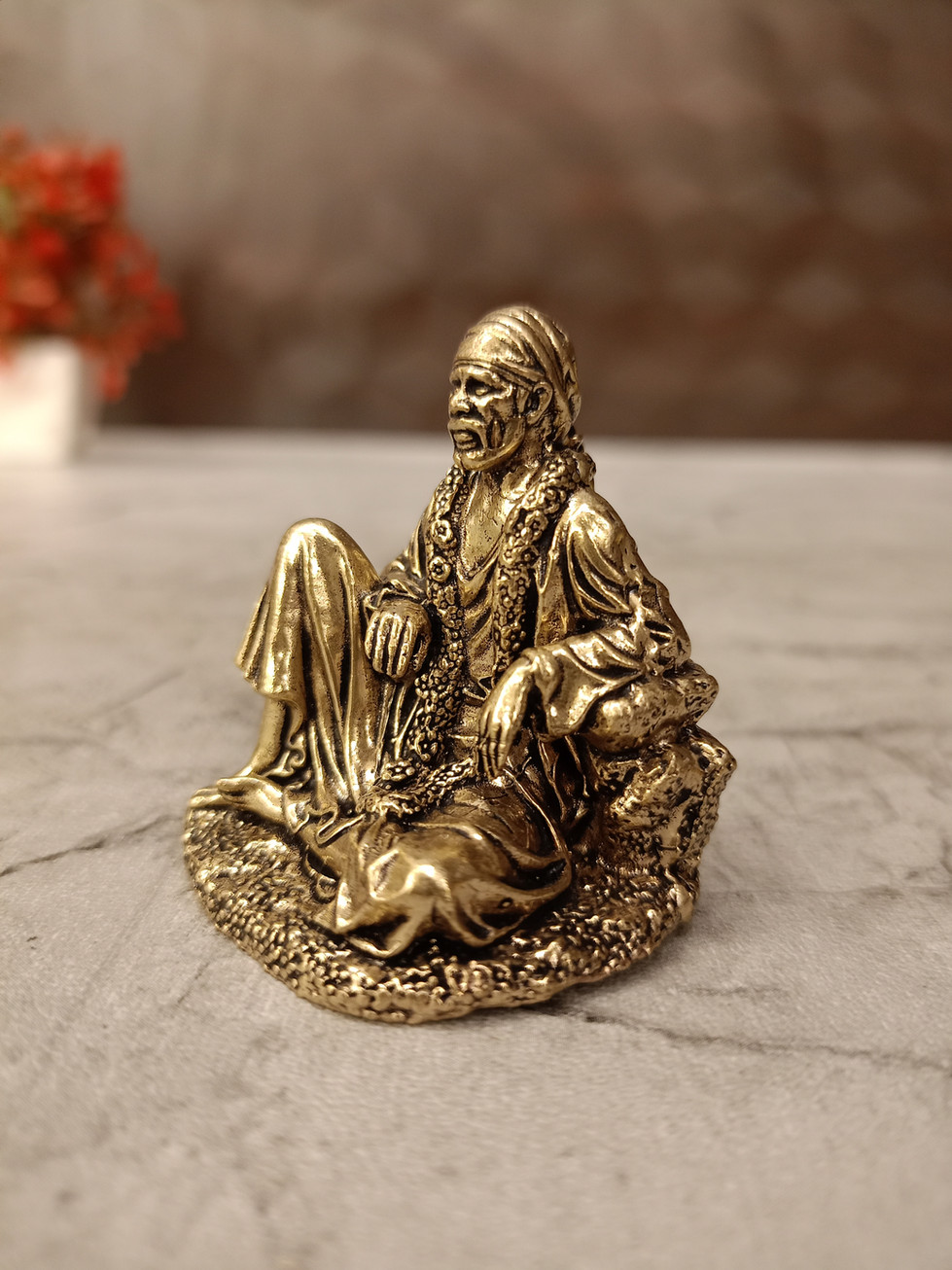 Brass Fine Art Saibaba Idol 2"