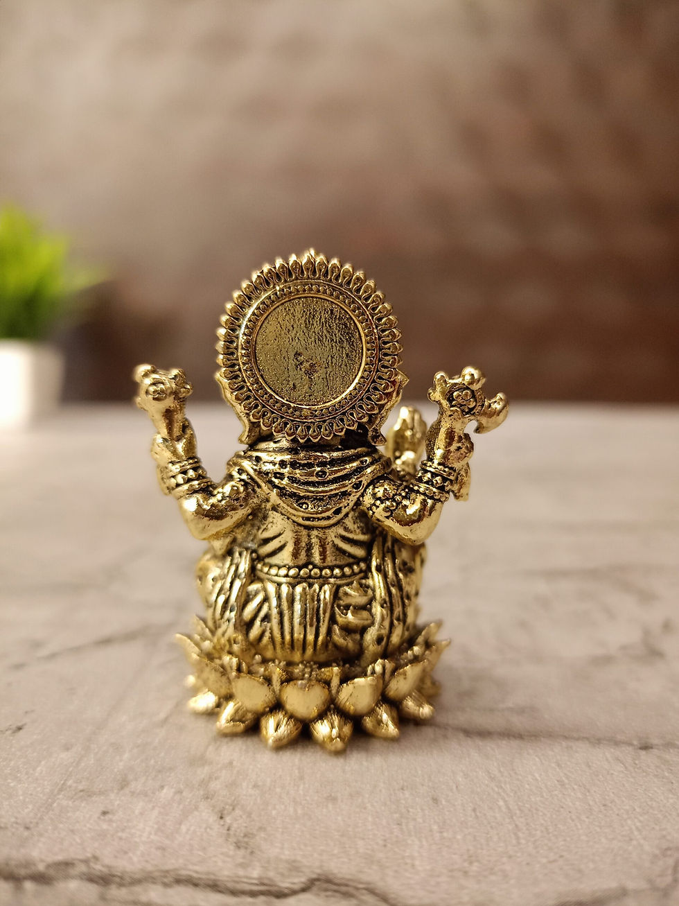 Brass Fine art Ganesha Idol on Lotus Base
