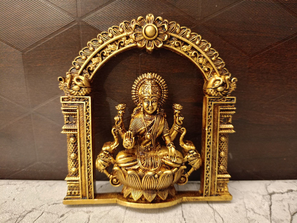 Brass super fine Ashtalakshmi Wall Mount With Arch 4"