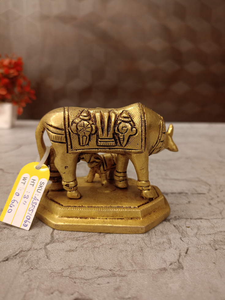 Brass Small Cow And Calf With Perumal 3"