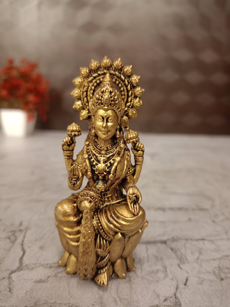 Brass Fine Art Lakshmi Sitting On Lotus Base For Pooja 3.5″