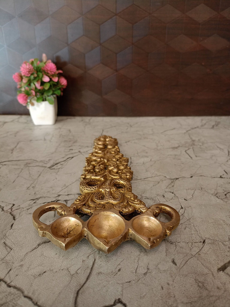 Brass 3 Face Arthi with Snake Handle- 9.7″