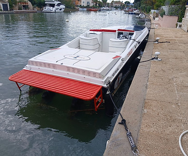 Cigarette bateau sport vente saint tropez