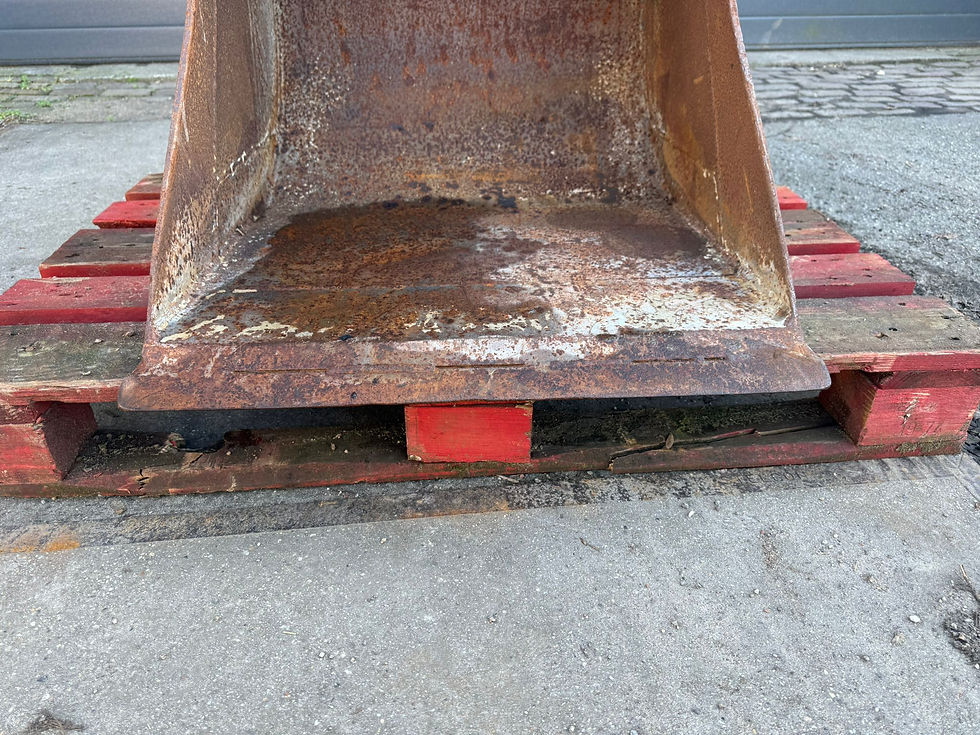 Thumbnail: Digging bucket