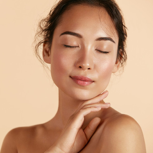 Beauty face. Woman with natural makeup and healthy skin portrait. Beautiful asian girl mod