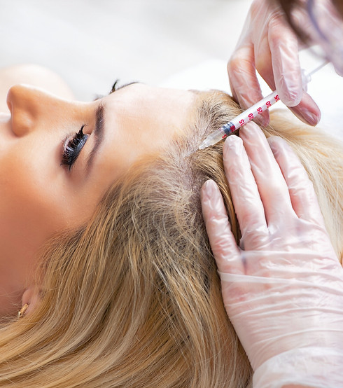 Plastic surgeon preparing for operation