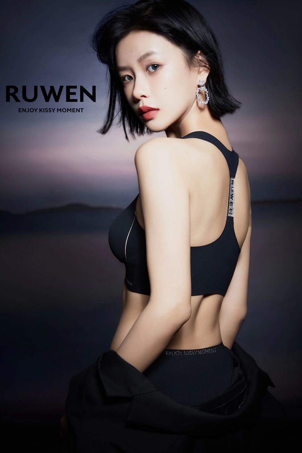 RUWEN Limited Edition Diamond Sports Close Up Back View