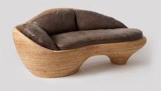 Zachary Crowe’s Nyth Daybed – you want one