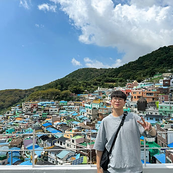 鍾承峻_edited.jpg