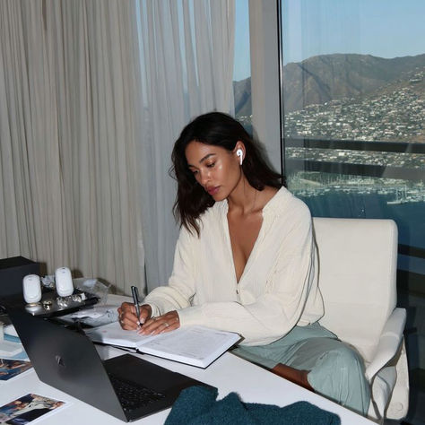 Leaders I Look -"ed" Too