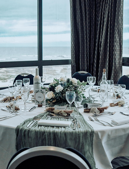 Atelier ciel et terre, mariage luxe, bord de mer , mariage face océan ,Batz sur mer , centre de table , mariage chic