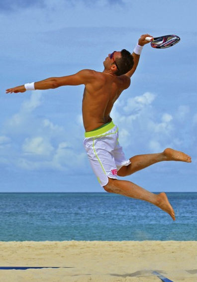 tenis145_beach_01_free_medium.jpg