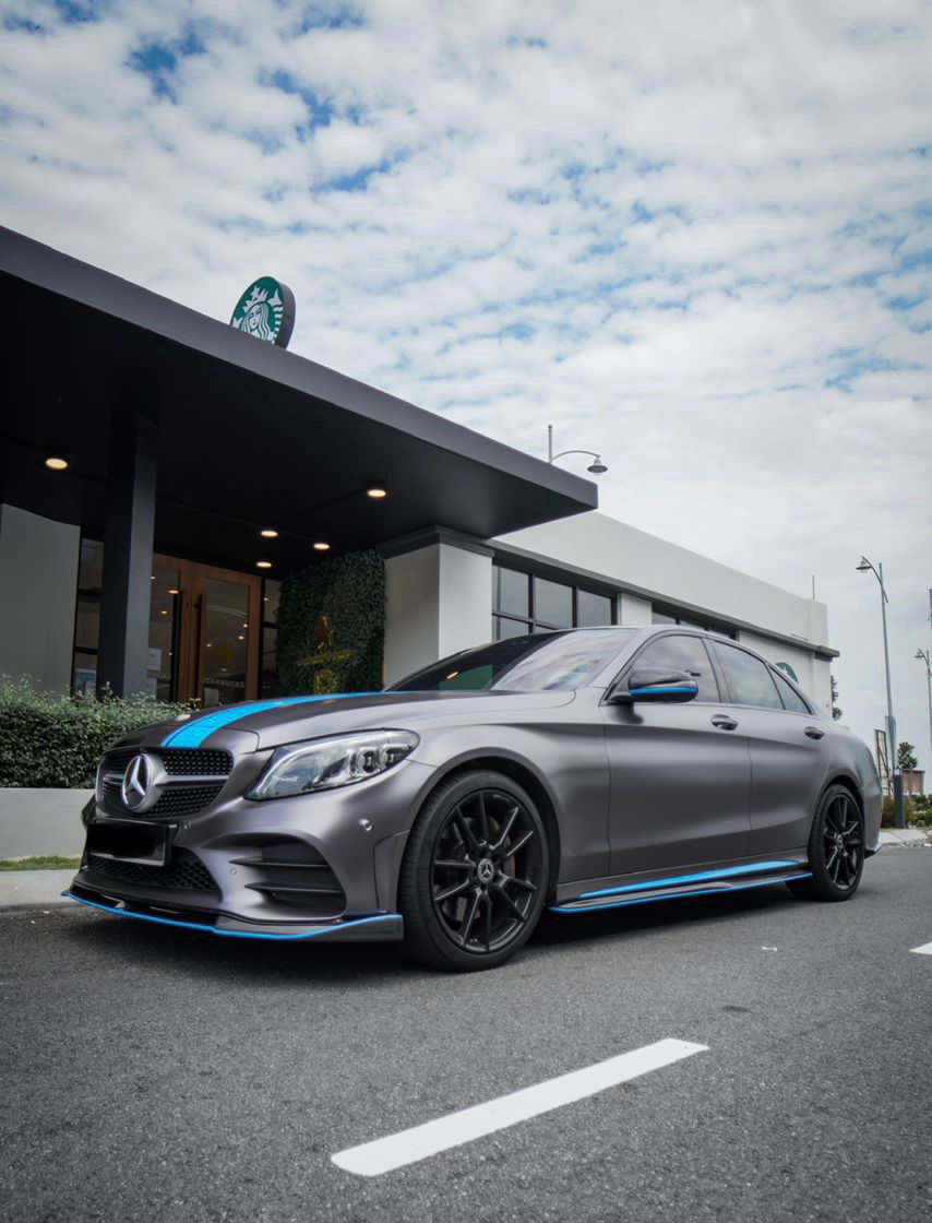 Thumbnail: Mercedes Benz C300