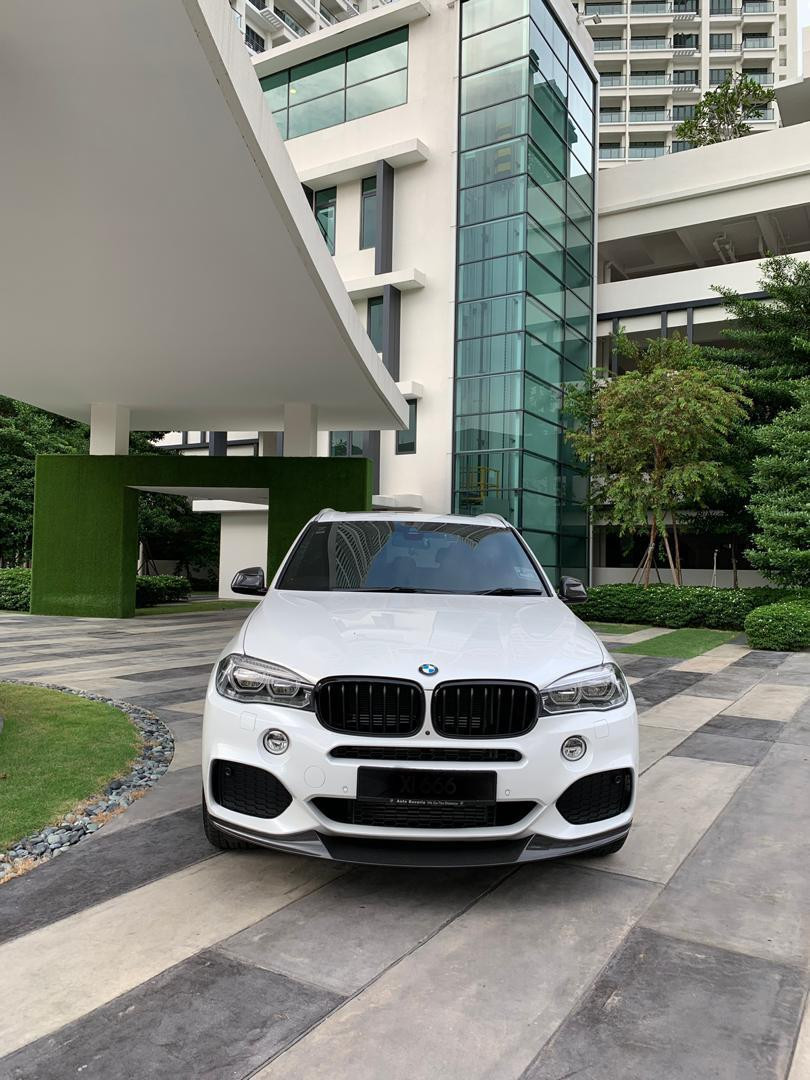 Thumbnail: BMW X5