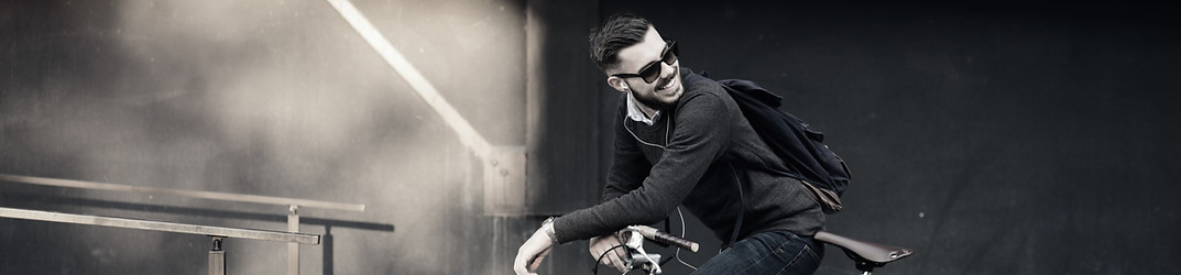 bike_man_shutterstock_325569101_nocolor_