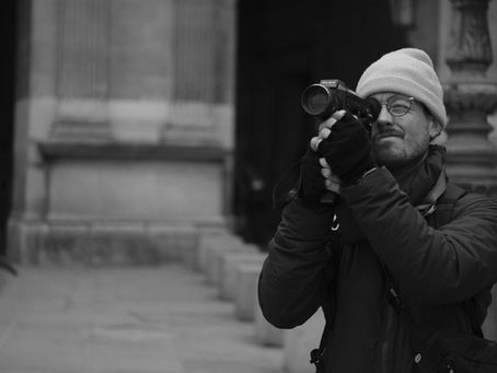 Feature documentary filmed in Paris : Black and White behind the scenes photo