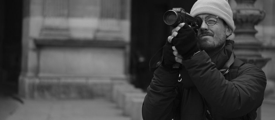 Feature documentary filmed in Paris : Black and White behind the scenes photo