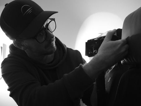 Flying and Filming : from Paris to Bamako