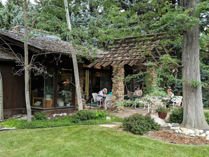 Soothing surroundings of artists' home sets the tone for a creative day