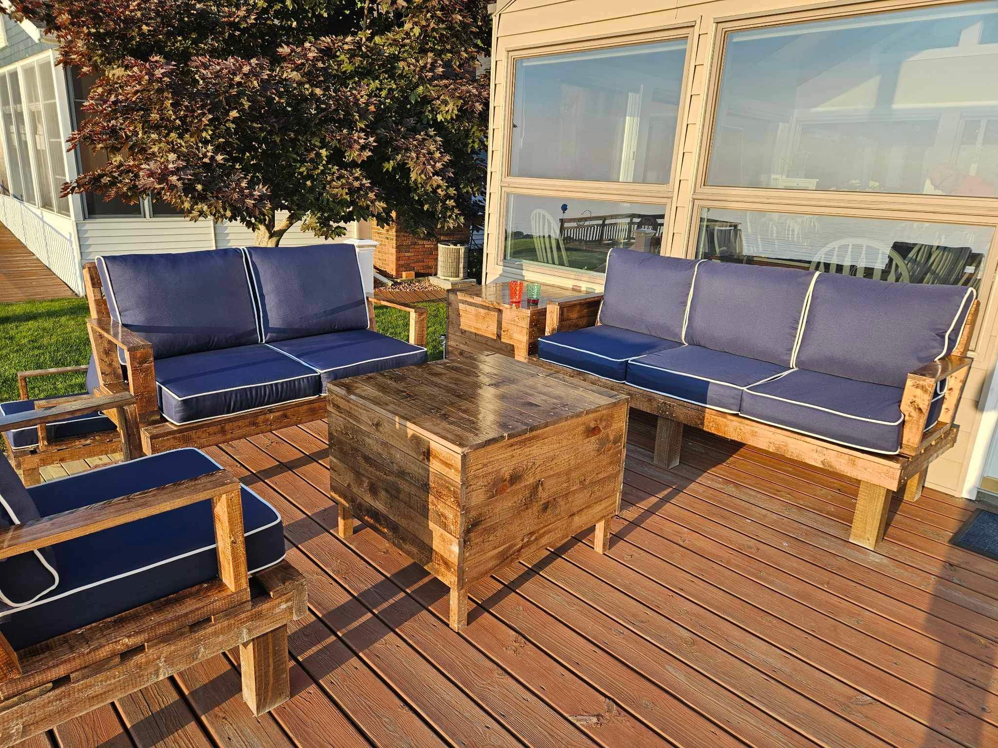 Outdoor Tailored Sectional