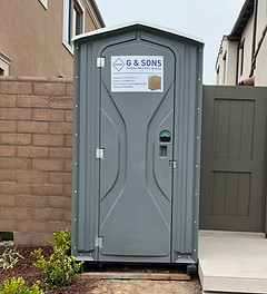 porta potty