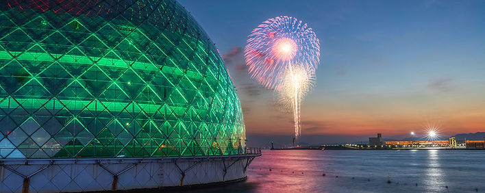 万博 花火 金色と緑色 8/23開催】万博・夢洲エリア花火 特別観覧席 販売開始 | Premium