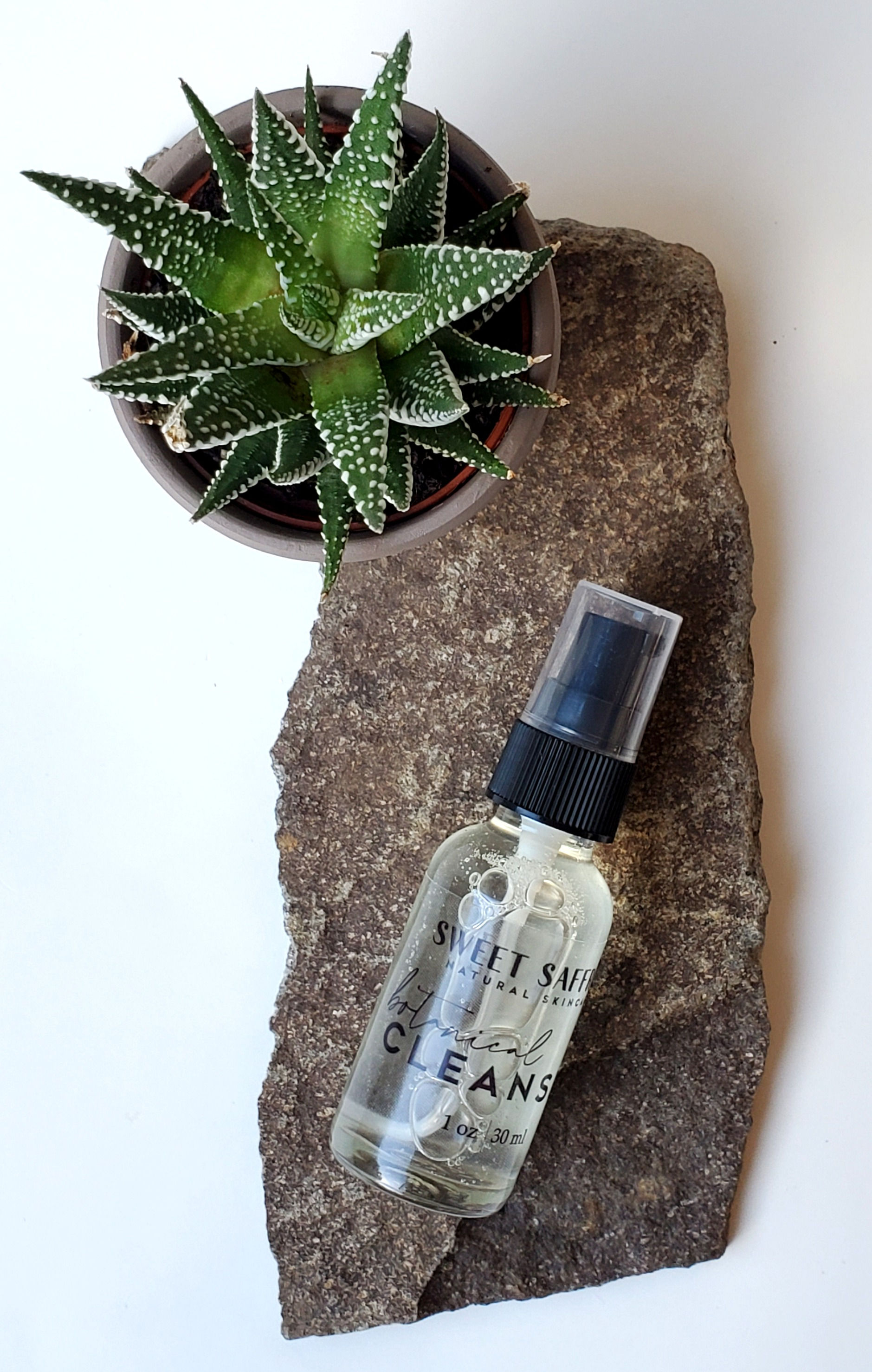 SOOTHING BOTANICAL CLEANSER